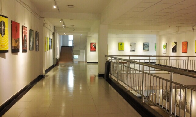 bw必威阿森纳举办迎新画展