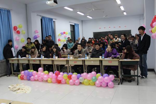 辩响青春 魅力口才 ——bw必威阿森纳第三届辩论赛圆满结束
